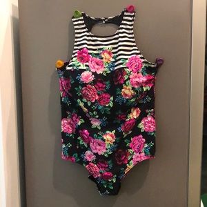 Torrid one piece bathing suite. Size 3.